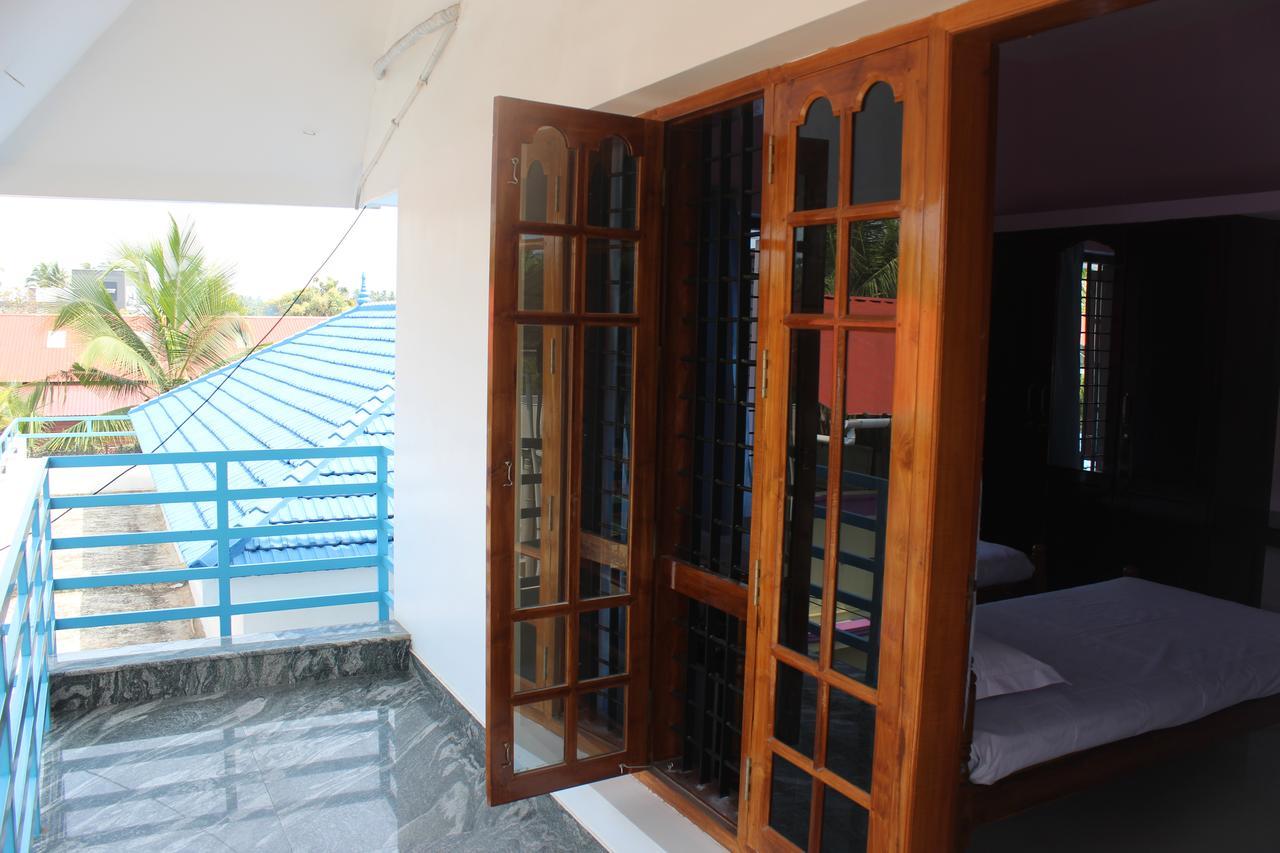 Puthenchirayil Homestay Thiruvananthapuram Luaran gambar