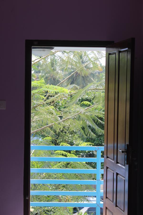 Puthenchirayil Homestay Thiruvananthapuram Luaran gambar